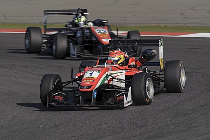 Lance Stroll logra la pole para la carrera 1