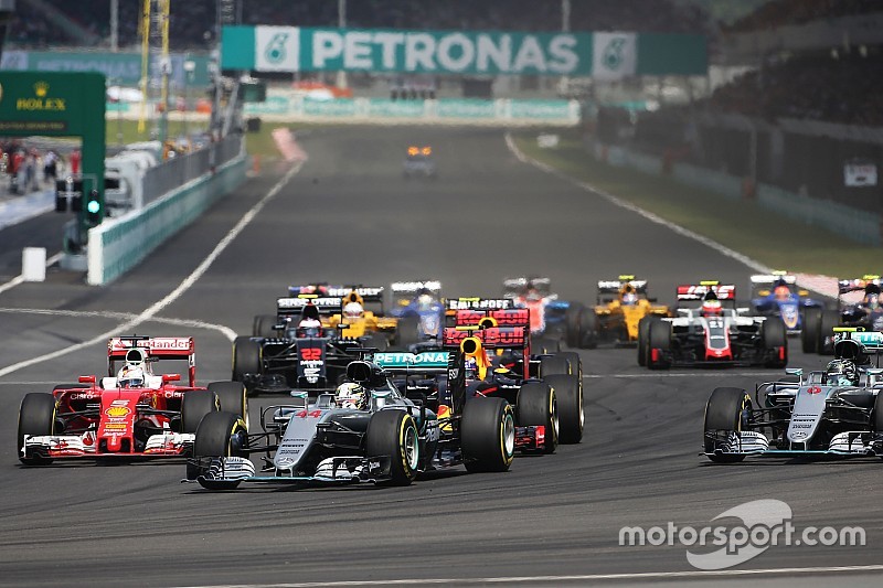 Verstappen critica la