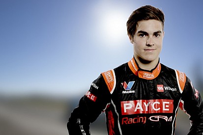 V8 Supercars: Elképesztően durva frontális baleset a versenyen