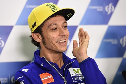 MotoGP: Rossi hálás, hogy nem törte el a vállát Aragónban