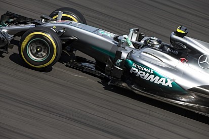 Niki Lauda szerint Rosberg holnap simán megverheti Hamiltont...