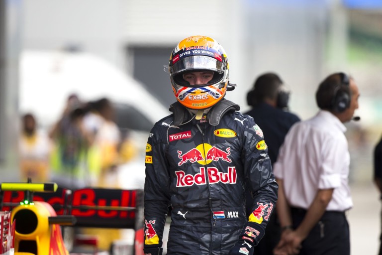 Verstappen annak örül, hogy Vettel nem tette tönkre a versenyét