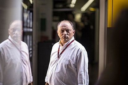 A Renault nem kapkodja el a versenyzőválasztást – a fiatalok elsőbbséget élveznek
