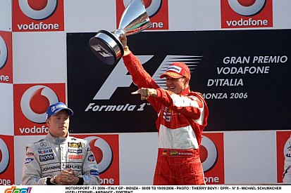 Ma 10 éve, hogy Schumacher bejelentette a visszavonulását a Forma-1-ben