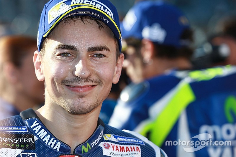 Derde startplaats verlicht de pijn bij zwaar gecrashte Lorenzo
