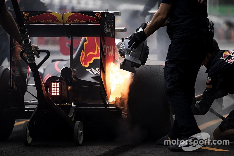 Horner - Les freins de Verstappen sont devenus