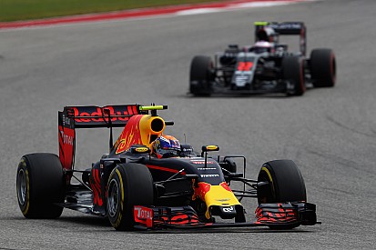 Red Bull se lleva al suministrador de combustible de McLaren