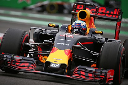 Ricciardo: “Necesitamos más velocidad con los superblandos”