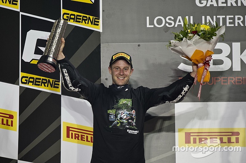Course 1 - Victoire pour Davies, le titre pour Rea