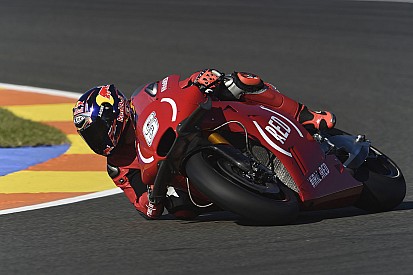 Fotoserie: Aprilia in Valencia, mooi rood is niet lelijk