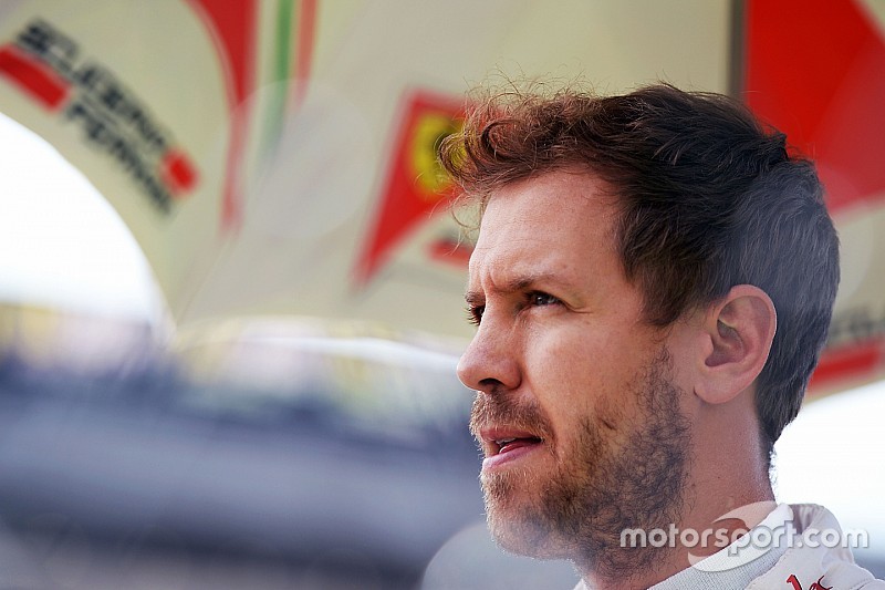 FIA отказалась пересматривать мексиканский штраф Феттеля
