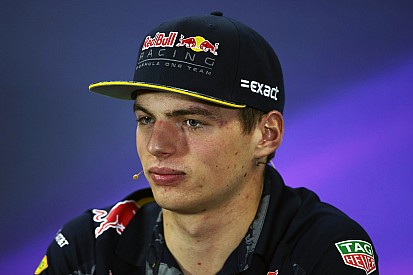 Max Verstappen in persconferentie Abu Dhabi
