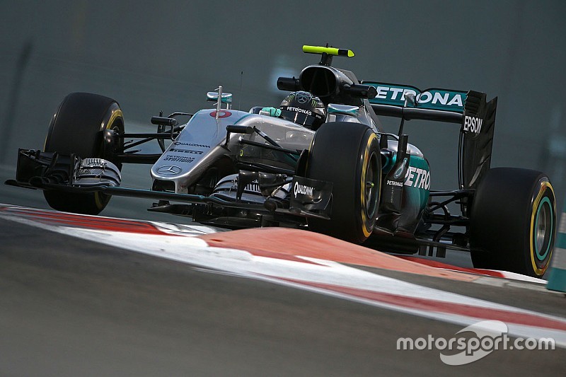 Rosberg trata de mostrarse tranquilo en