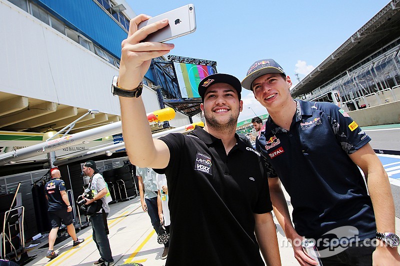 Barrichello ve a Fraga como nueva figura de Brasil