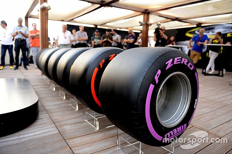 Pirelli назвала составы шин первых Гран При сезона