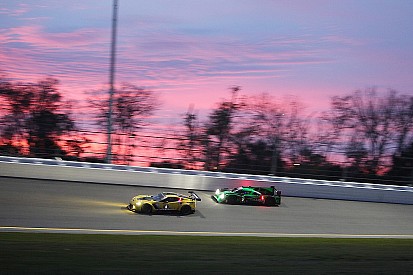 Телеканал FOX Sports опублікував розклад трансляцій IMSA на 2017 рік