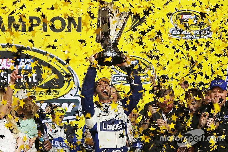 Top de historias 2016, #9: Jimmie Johnson logra su séptimo campeonato