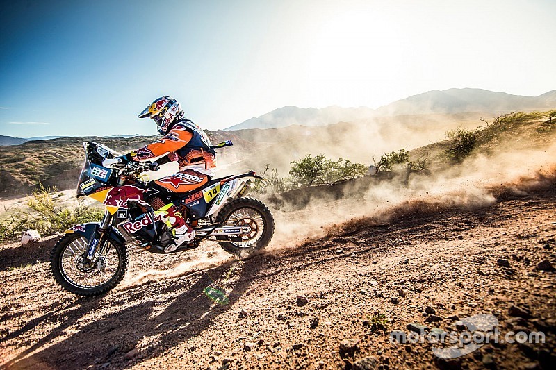 Motos: Sunderland vence y lidera tras una quinta etapa recortada