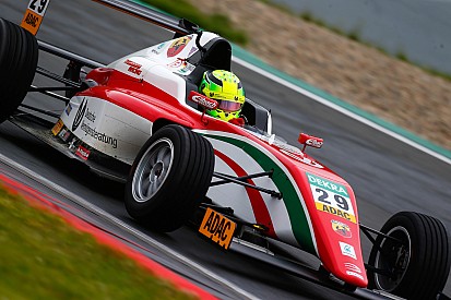 Schumacher gaat het volgens Villeneuve erg moeilijk krijgen