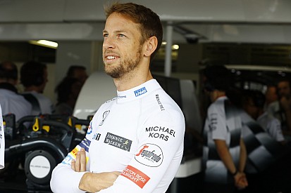 Button débute des tests avec Honda en rallycross