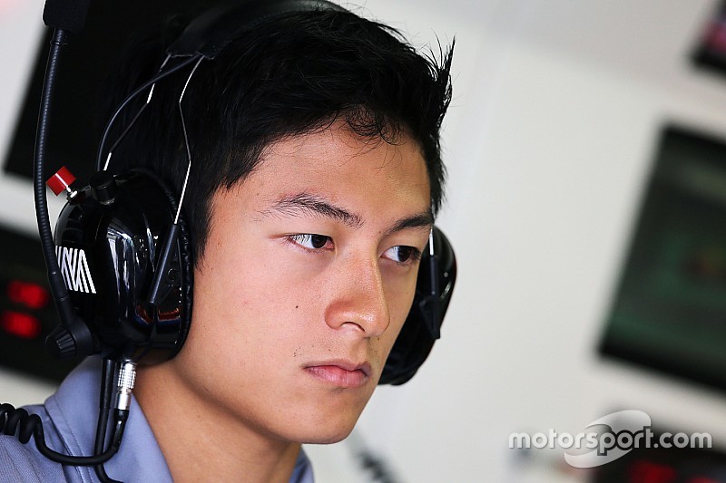 Rio Haryanto masih berpeluang tampil di F1 2017