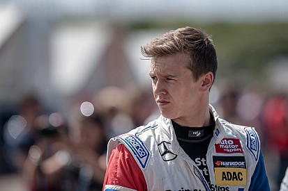 A korábbi F1-es junior csatlakozott a McLaren tehetségeihez!