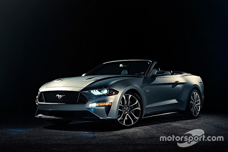 Ford презентував новий Mustang