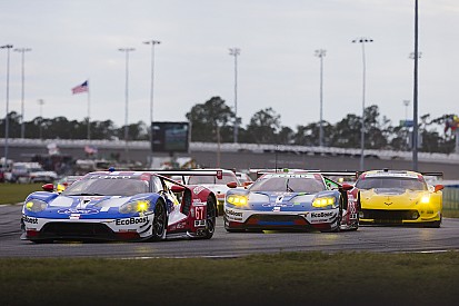 Daytona 24 Hours: A 3 horas del final Cadillac y Ferrari en la punta