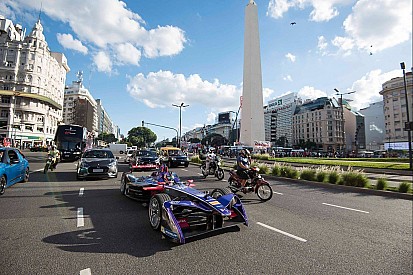 Galería: el recorrido de José María López por las calles de Buenos Aires