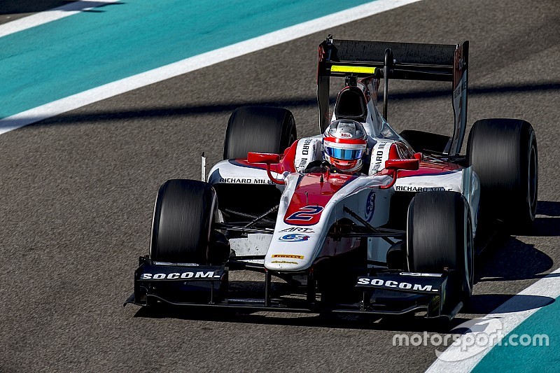 GP3-topper Albon promoveert naar GP2