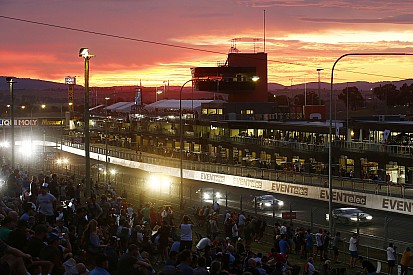 Termin für 12-Stunden-Rennen in Bathurst 2018 steht fest