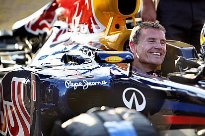 VIDEO: Coulthard se pasea con un Red Bull de F1 en Budapest