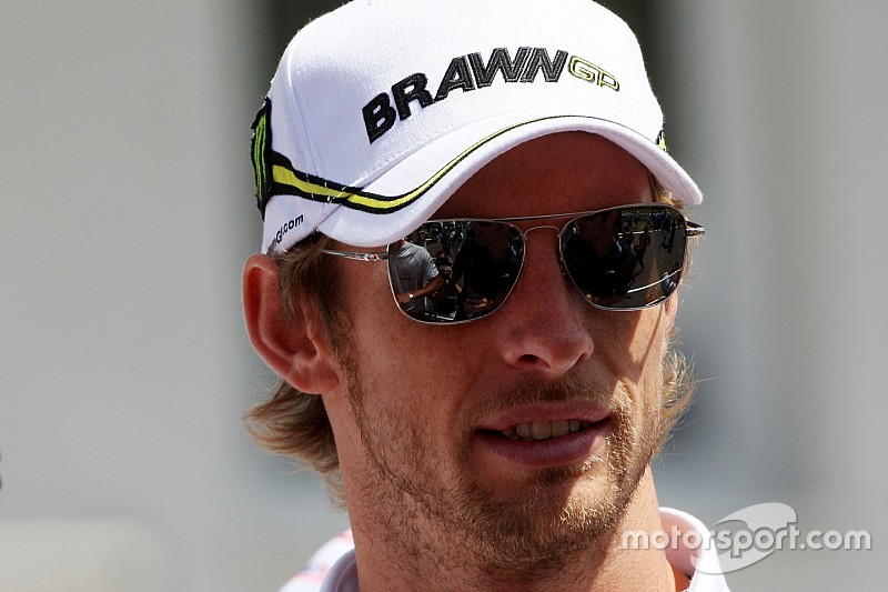 Button revela que considerou correr pela Toro Rosso em 2009