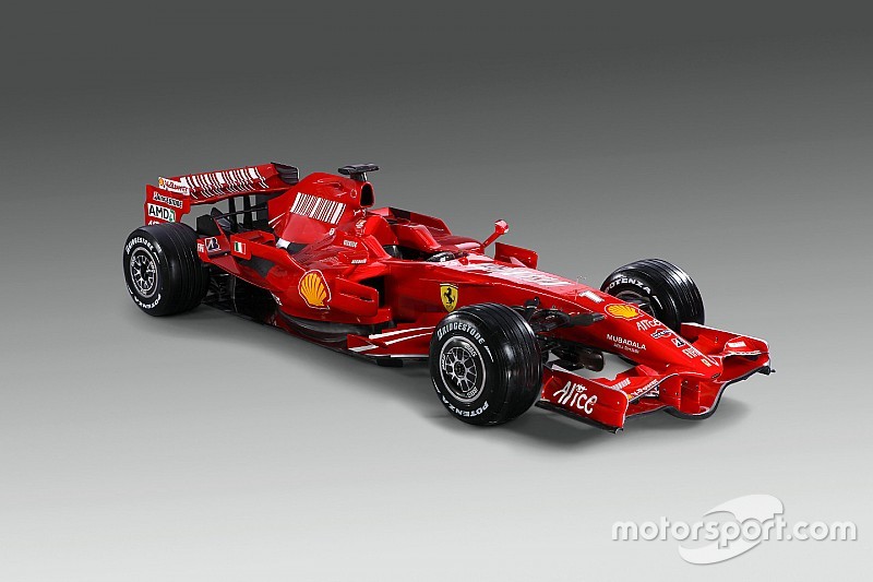Tarihte bugün: Ferrari, F2008'i tanıtıyor