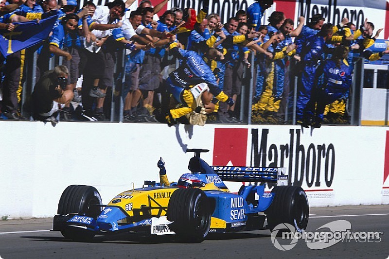 Sainz: Alonso'nun Renault'da yaptıklarını tekrarlamak istiyorum