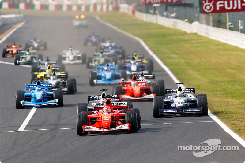 start: Michael Schumacher front, Juan Pablo Montoya ve Ralf Schumacher