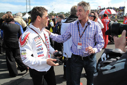Менеджер LCR Honda MotoGP Лусіо Секчінелльо з Міком Духаном
