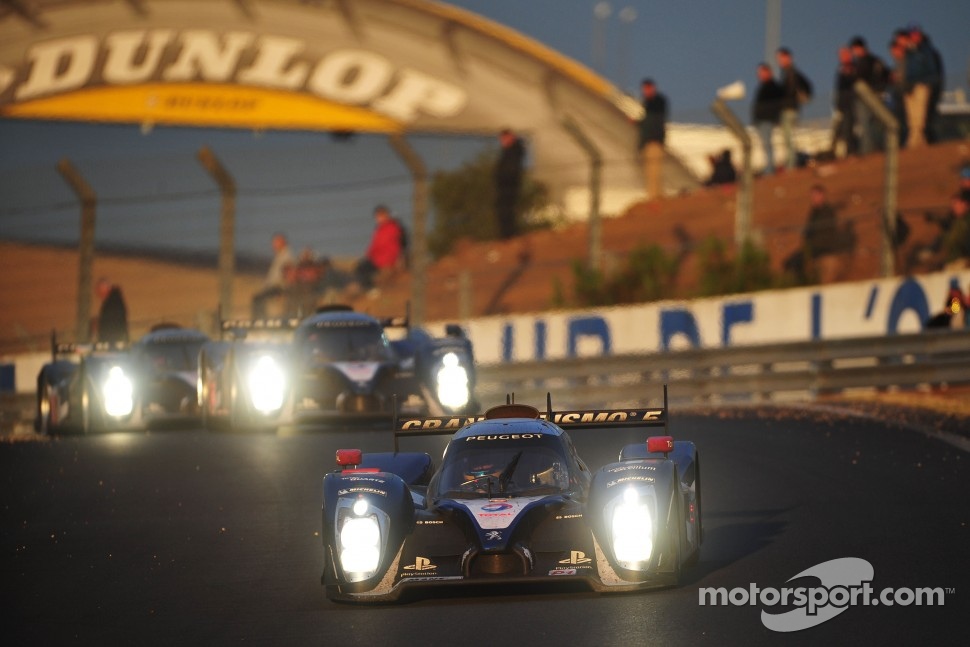 #9 Team Peugeot Total Peugeot 908: Sébastien Bourdais, Simon Pagenaud, Pedro Lamy