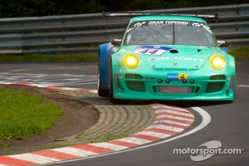 #44 Falken Tyre Europe Porsche 997 GT3 R: Wolf Henzler, Peter Dumbreck, Martin Ragginger, Sebastian Asch
