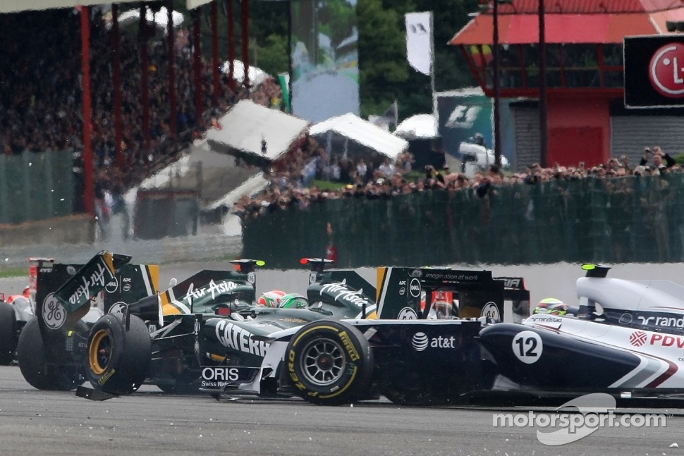 Start: Jarno Trulli, Team Lotus and Heikki Kovalainen, Team Lotus