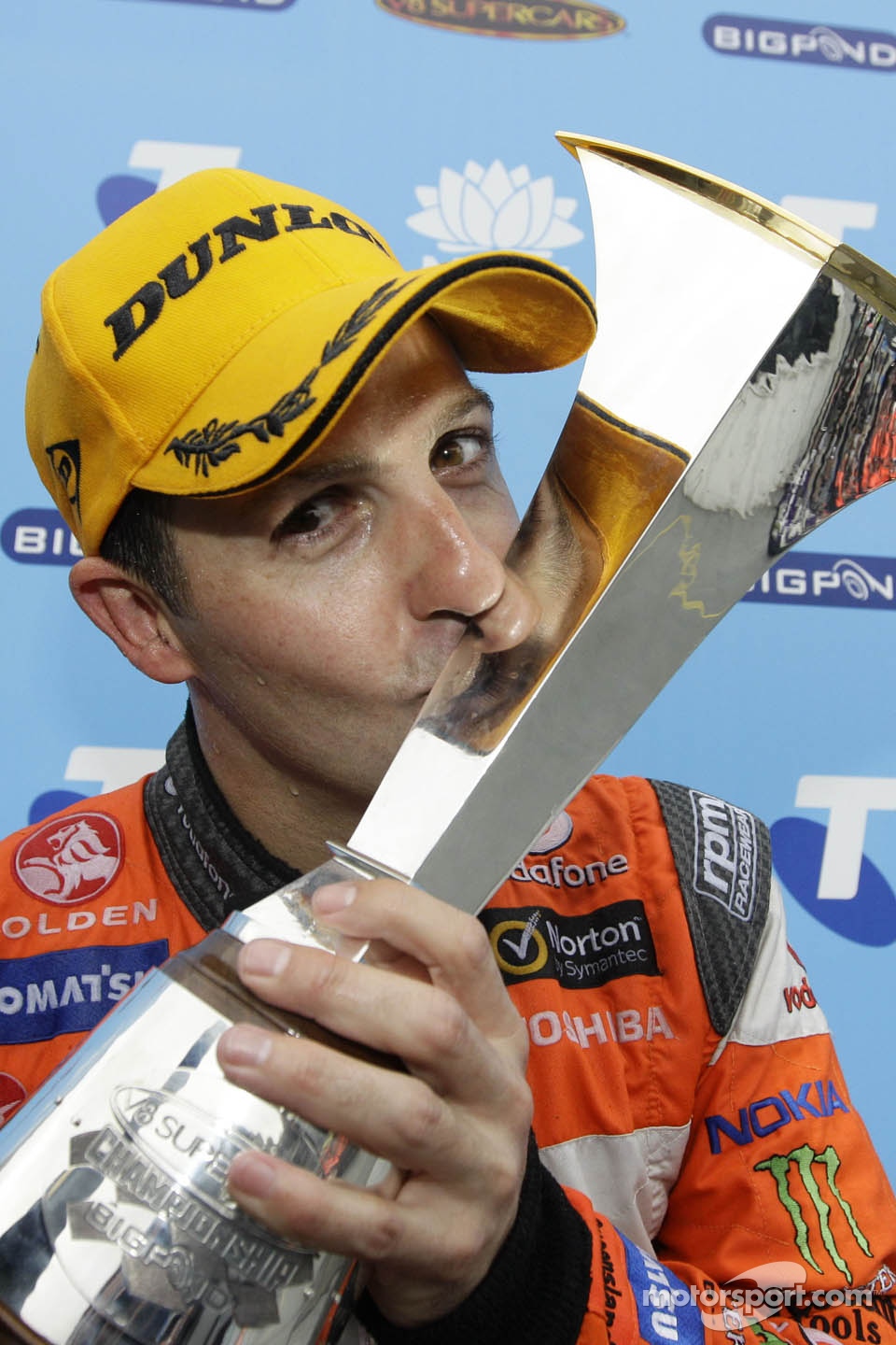 Jamie Whincup wins the championship