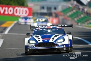 #107 Beechdean - Aston Martin Racing Aston Martin V12 Vantage GT3: Andrew Howard, Jonathan Adam, Phil Dryburgh, John Gaw