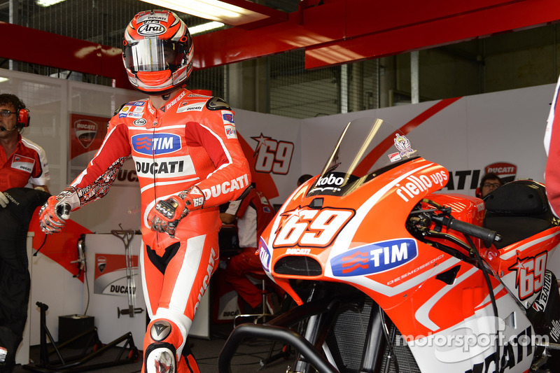 Nicky Hayden, Ducati Team