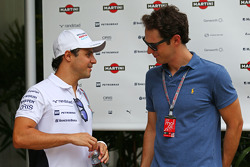 (Links naar rechts): Felipe Massa, Williams, met Bruno Senna