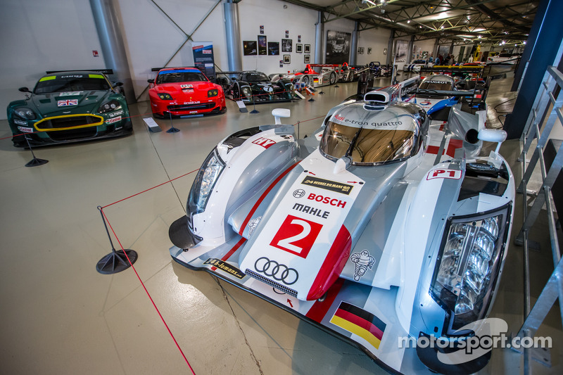 Audi R18 E-Tron Quattro 2013
