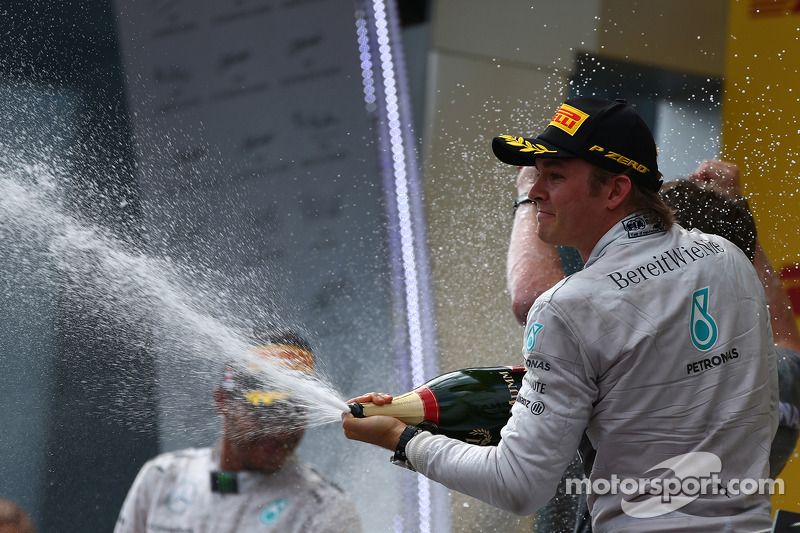 1. sıra Nico Rosberg, Mercedes AMG F1
