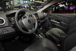 Renault Clio Initiale Paris