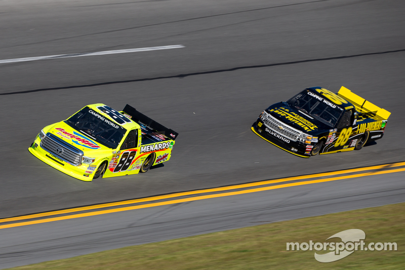 Matt Crafton, ThorSport Racing Toyota, Clay Greenfield, Clay Greenfield