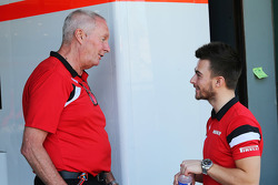 (da sinistra a destra): John Booth, Team Principal Manor F1 Team con Will Stevens, Manor F1 Team