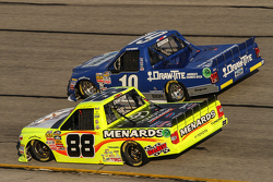 Tyler Reddick, Brad Keselowski Racing Ford, Matt Crafton, ThorSport Racing Toyota